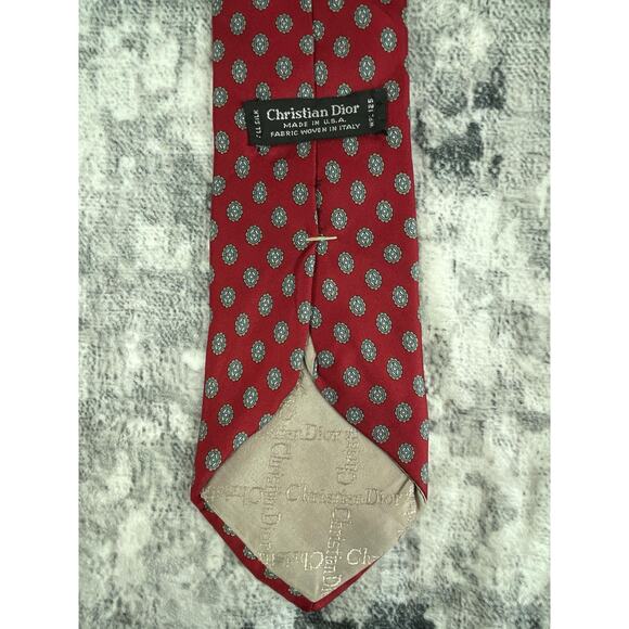 Christian Dior All Silk Red Medallion Necktie Tie - Picture 2 of 4